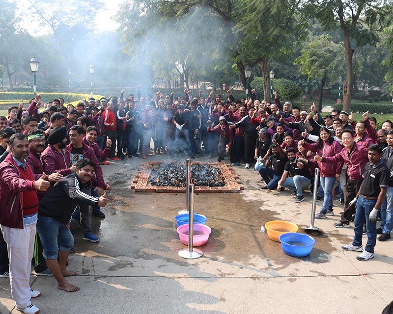 Outdoor Team Building
